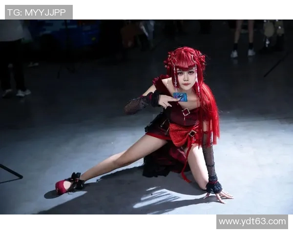 漫展上那些身着足球明星COS服的玩家们引发的热潮与讨论