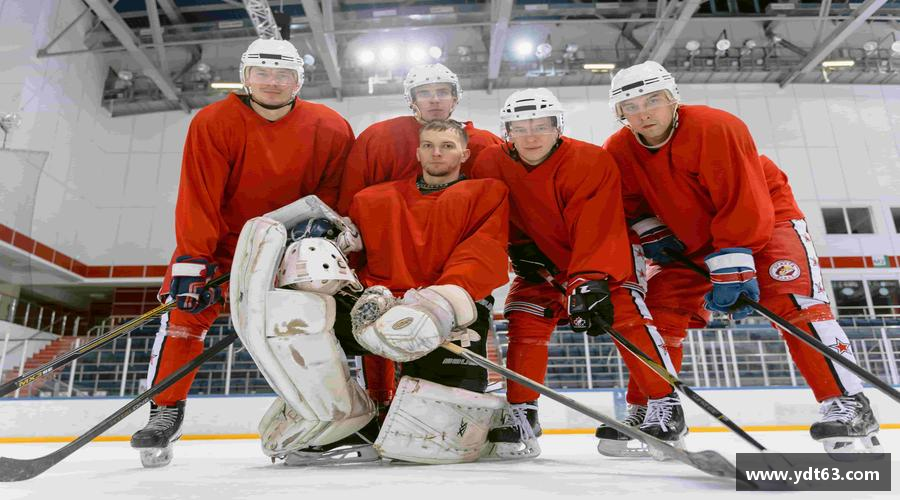 三亿官方网站勇攀高峰，无所畏惧！